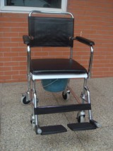 Mobile Steel Commode