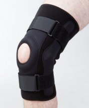 Hinged knee brace