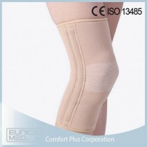 Knee support with silicone pad