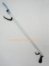 Reacher + Shoehorn ergonomic handle with nonskid top